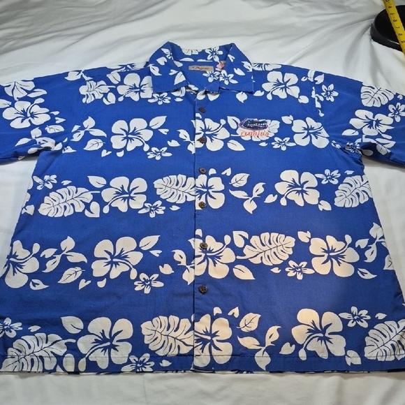Chompers Blue and White Floral Men's Casual Shirt - Picture 3 of 13